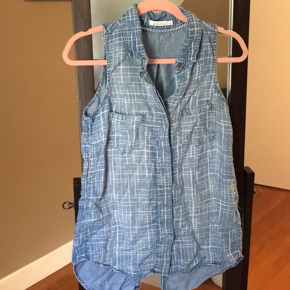 Kenneth Cole reaction jeans top.